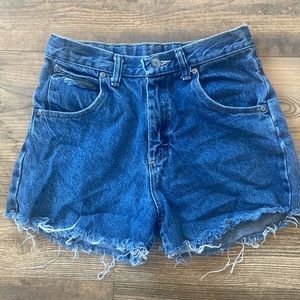 Blue Wash Denim Wrangler Hand Cut Jean Shorts Size 26”